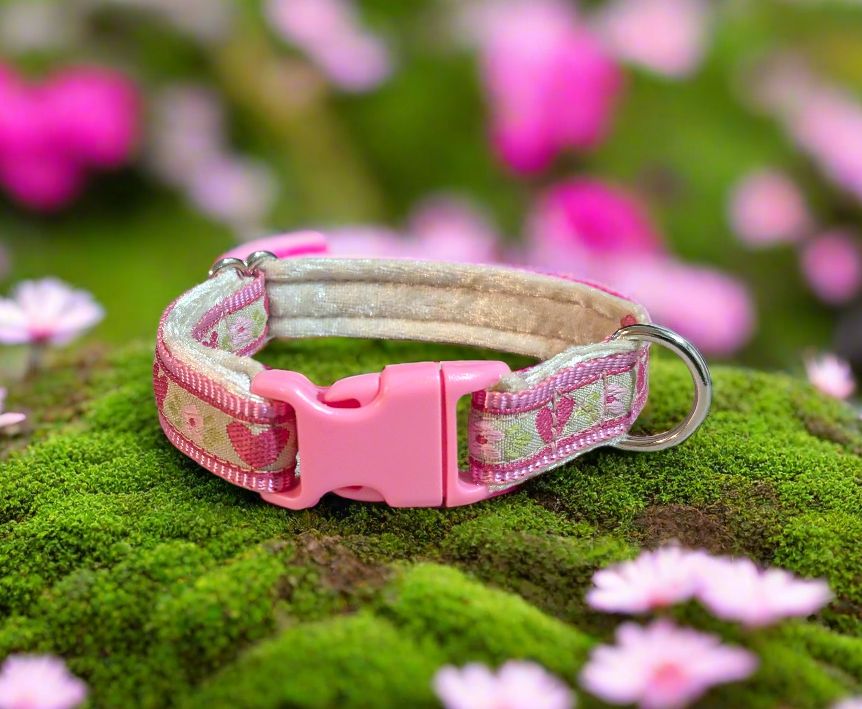 8-11" Pink Love Hearts Pattern Collar