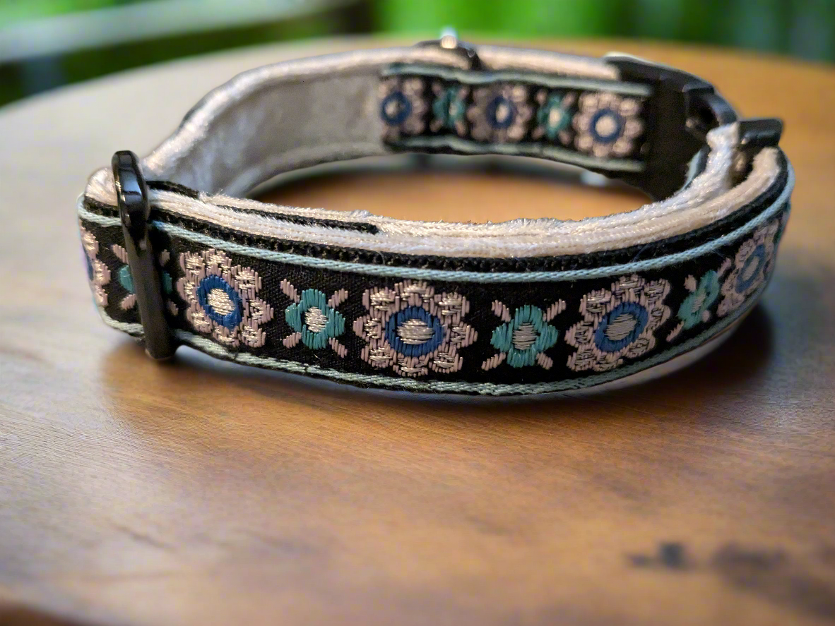 10-13" Turquoise & Silver Flowers Pattern Collar 20mm