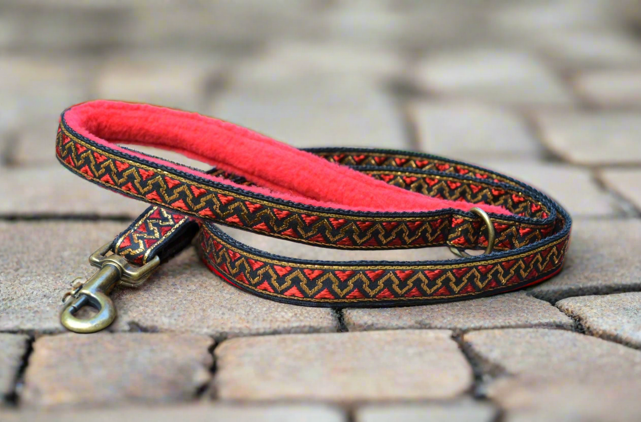 Red, Black and Metallic Gold Pattern Lead *Special edition*