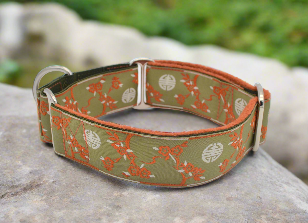 Mongolian/Oriental Pattern 38mm Martingale Collar