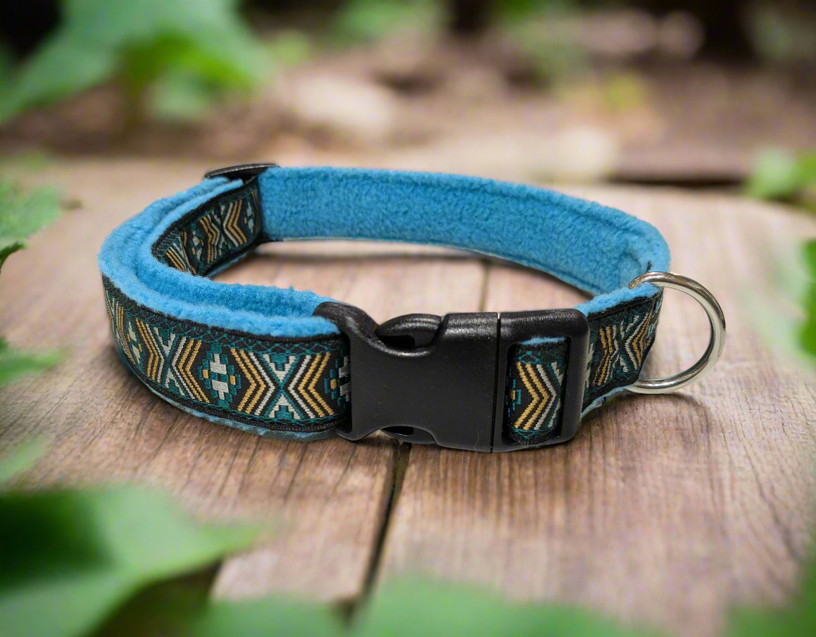 14-21" Turquoise Aztec Pattern Collar