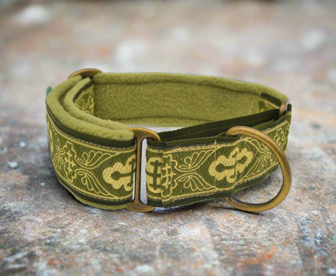 Green Medieval Pattern 38mm Martingale Collar