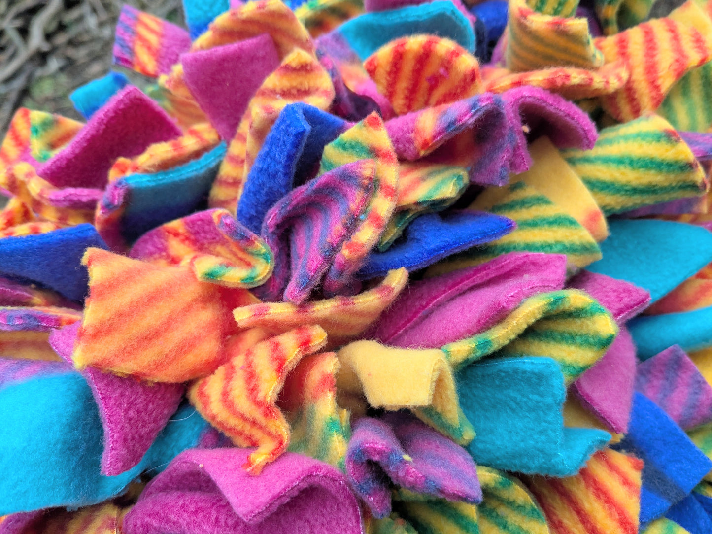 Small 25cm x 33cm Snuffle Mat - Bright Multicolour