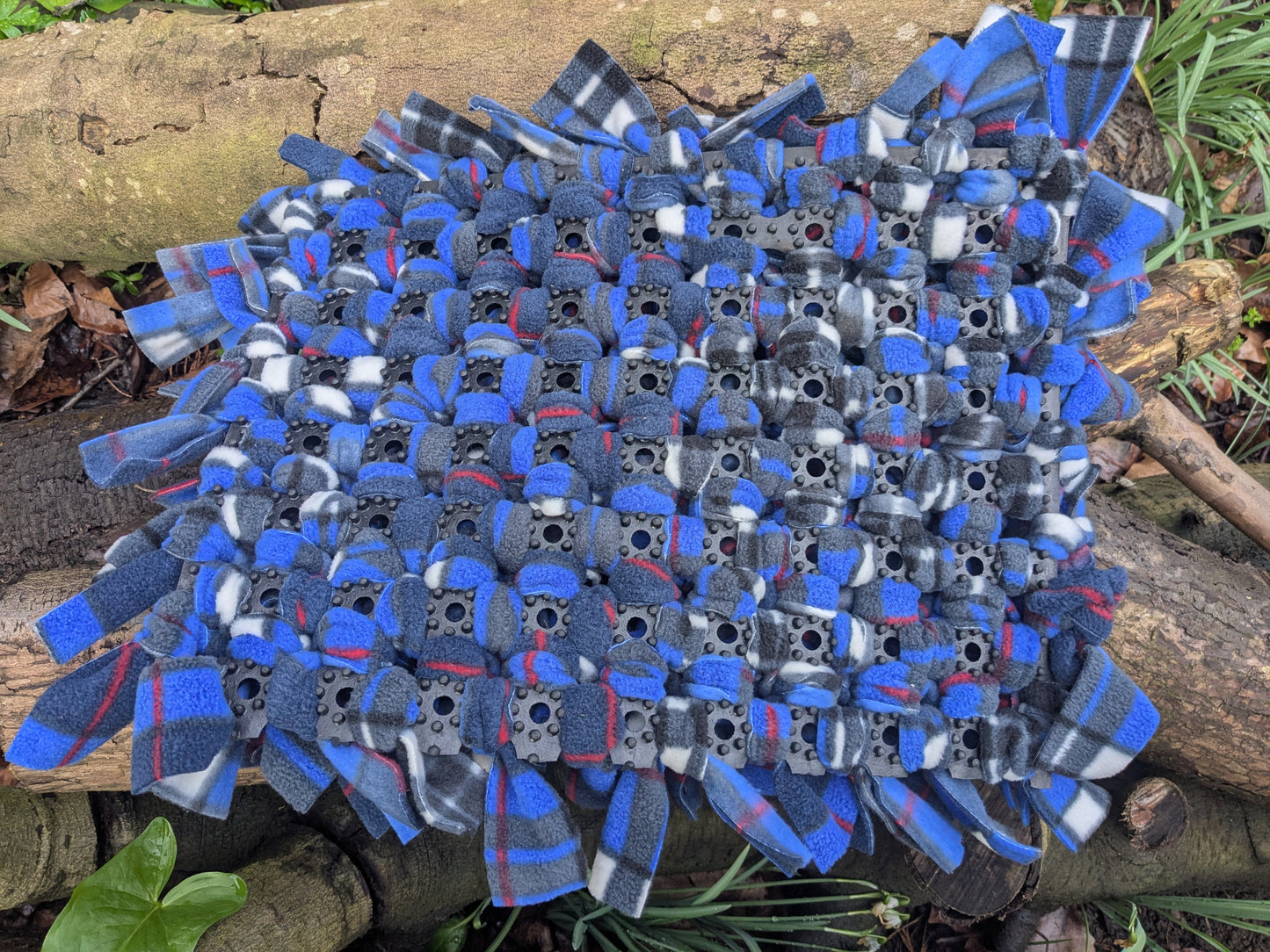 Standard 30cm x 40cm Snuffle Mat - Blue Tartan