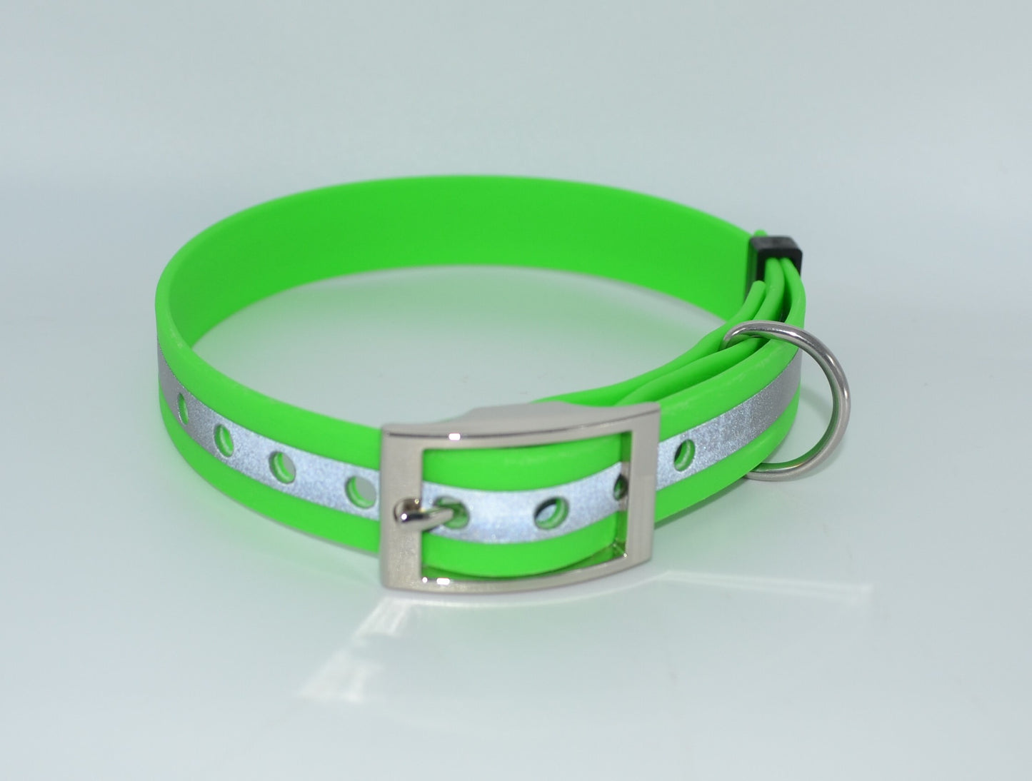 Reflective Green Hi Vis Waterproof Coated Webbing Collar 20mm