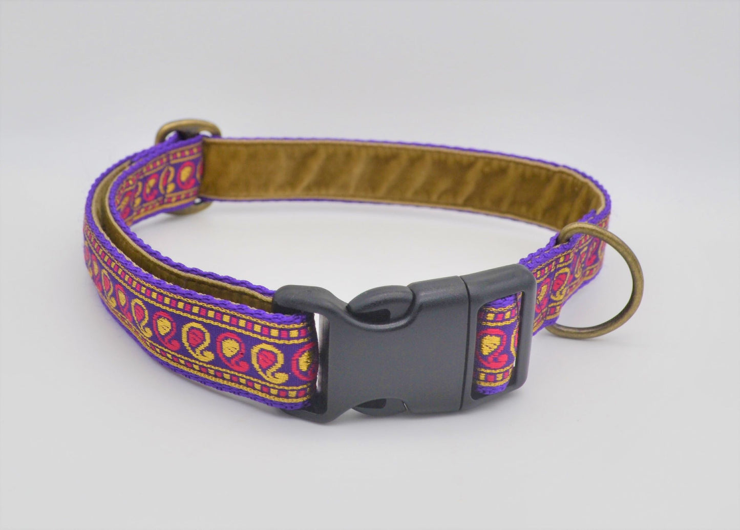 Purple/Pink & Gold Indian Paisley Pattern Collar (Antique Brass)