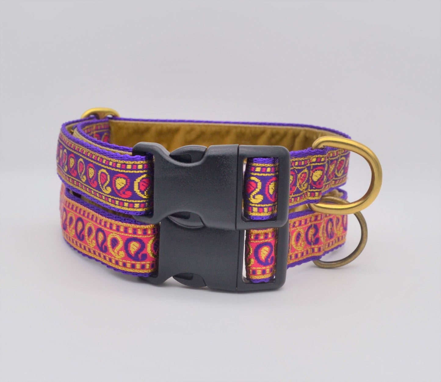 Purple/Pink & Gold Indian Paisley Pattern Collar (Antique Brass)