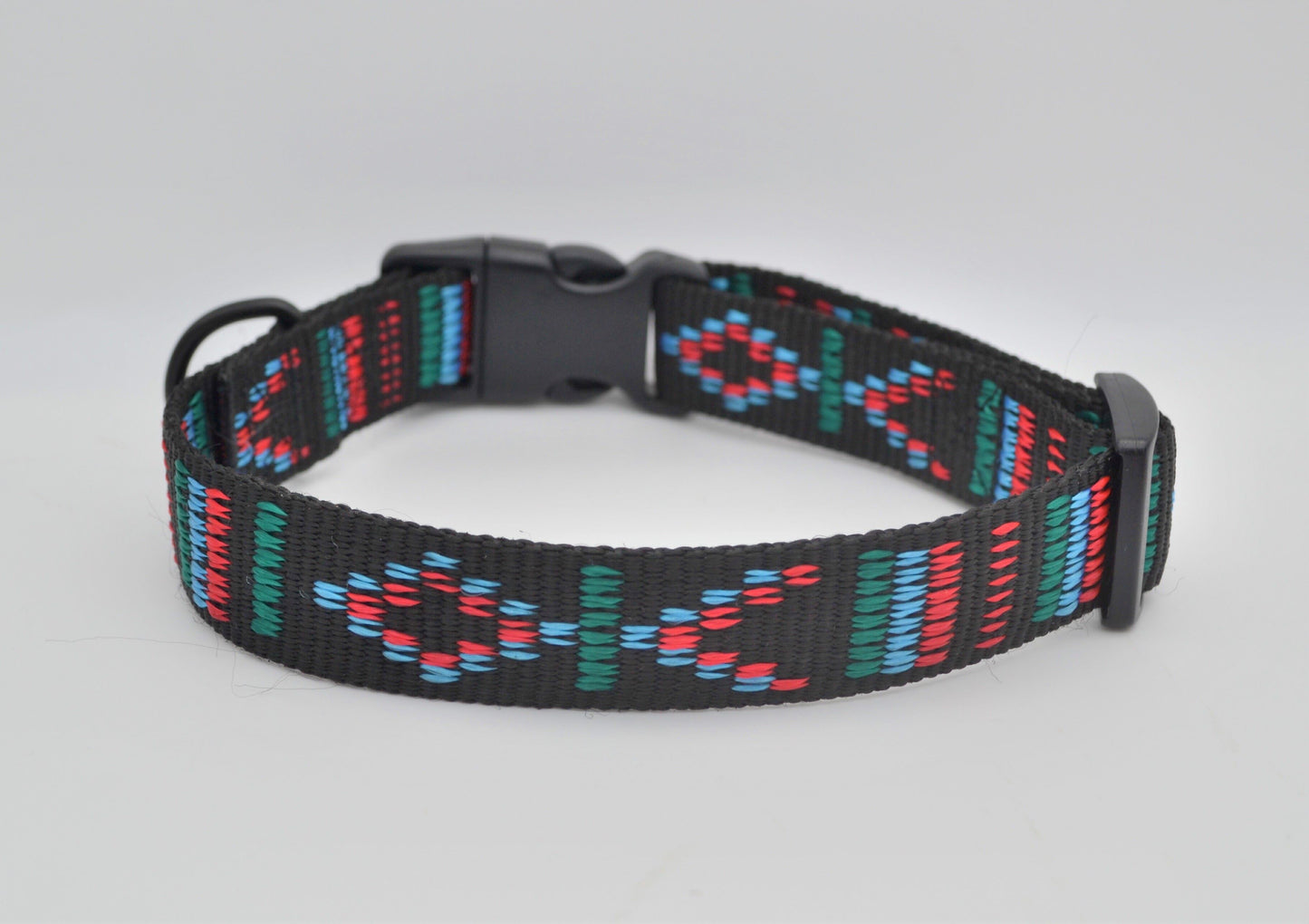 Mexican Weave Webbing Collar 25mm Black or Red