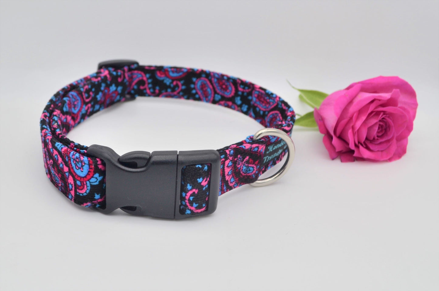 Black/Pink Paisley 25mm Corduroy Fabric Collar