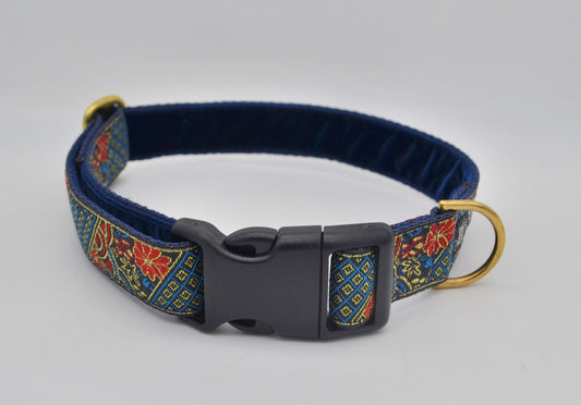 Blue/Red Oriental Pattern Collar 13-20"