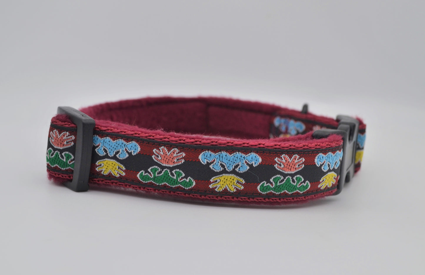 Oriental Pattern Collar