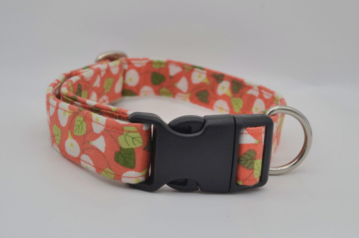 Peach Hedgerow Lewis & Irene Fabric Collar