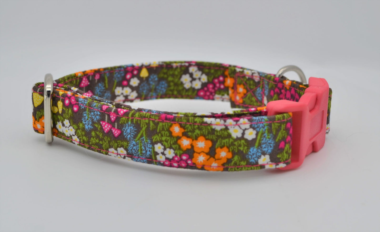 10-14" Woodland Flowers Fabric Collar