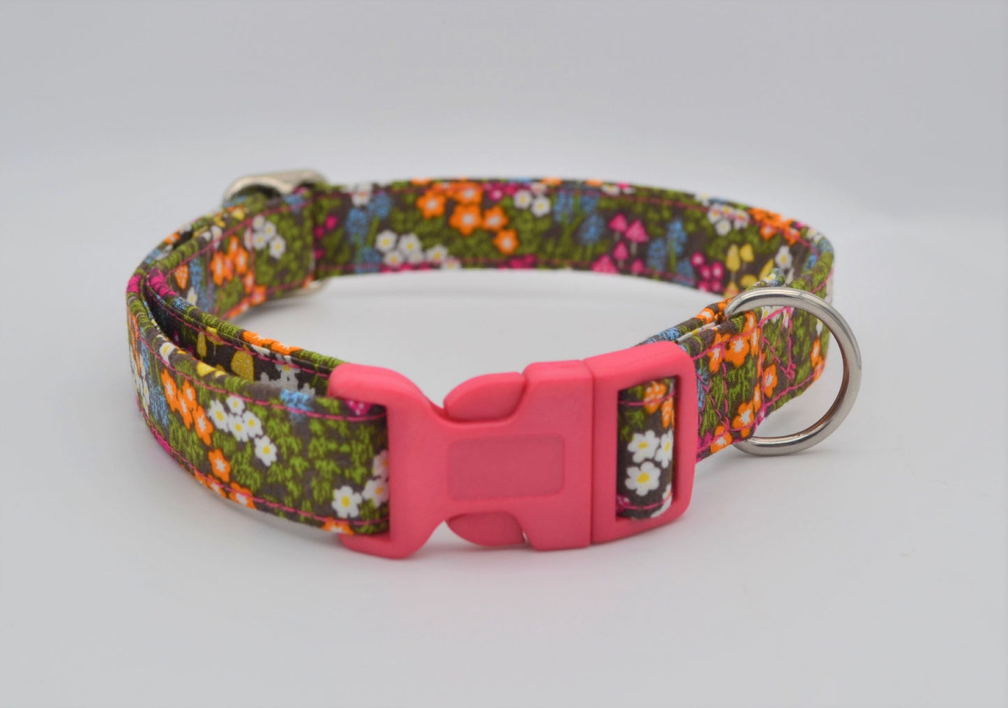 10-14" Woodland Flowers Fabric Collar