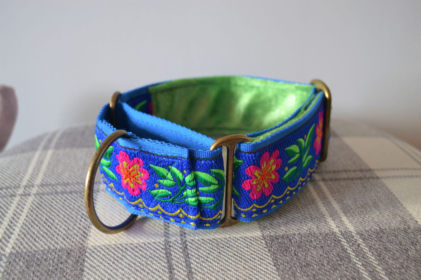 Leaves And Flowers Pattern 50mm Martingale Collar (Blue)