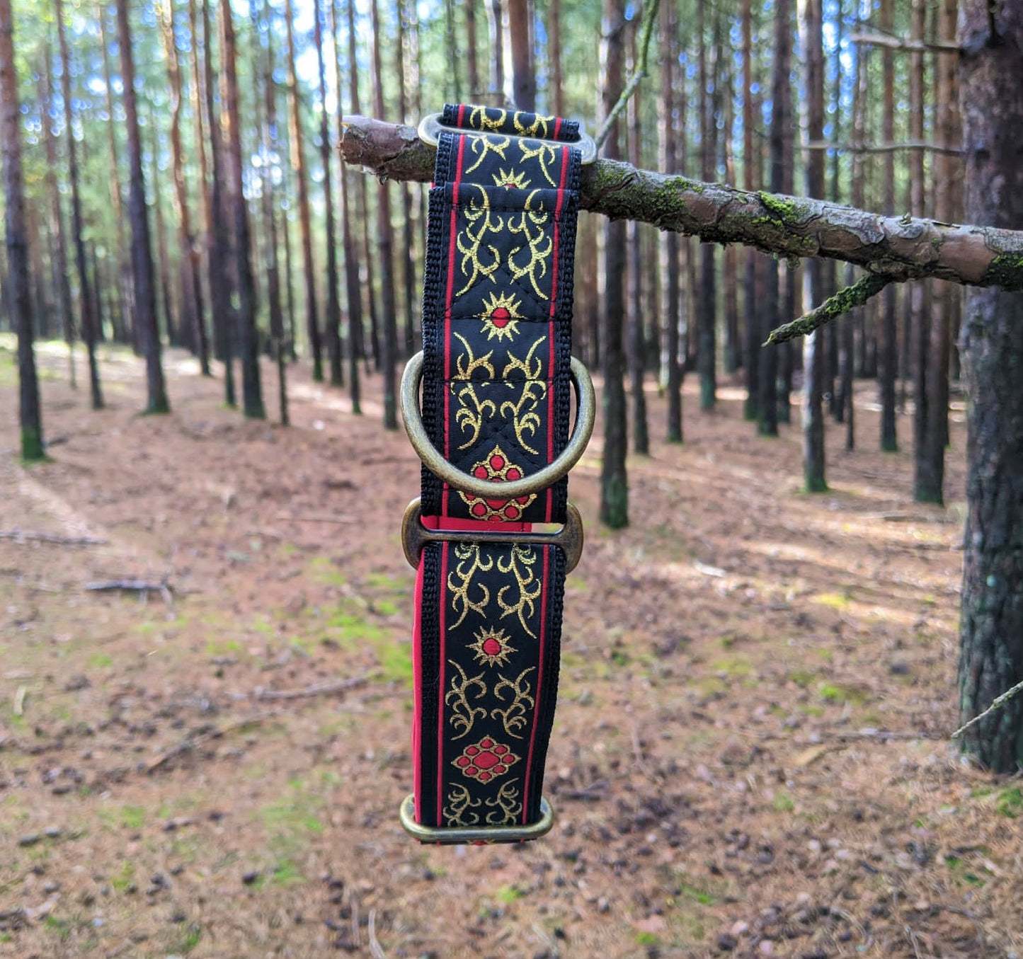 Red/Black Brocade Pattern 38mm Martingale Collar