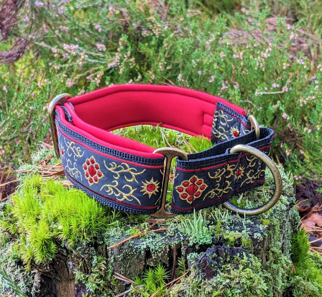 Red/Black Brocade Pattern 38mm Martingale Collar