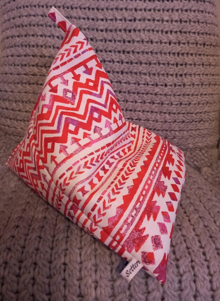 Tablet/Kindle/iPad Bean Bag Cushion Stand- Red/White Aztec