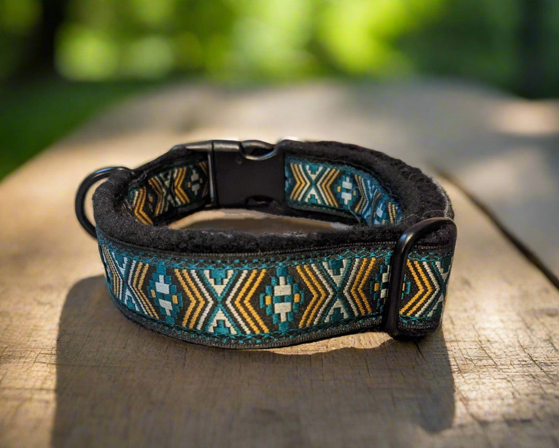 12-16" Turquoise/Black Aztec Pattern Collar