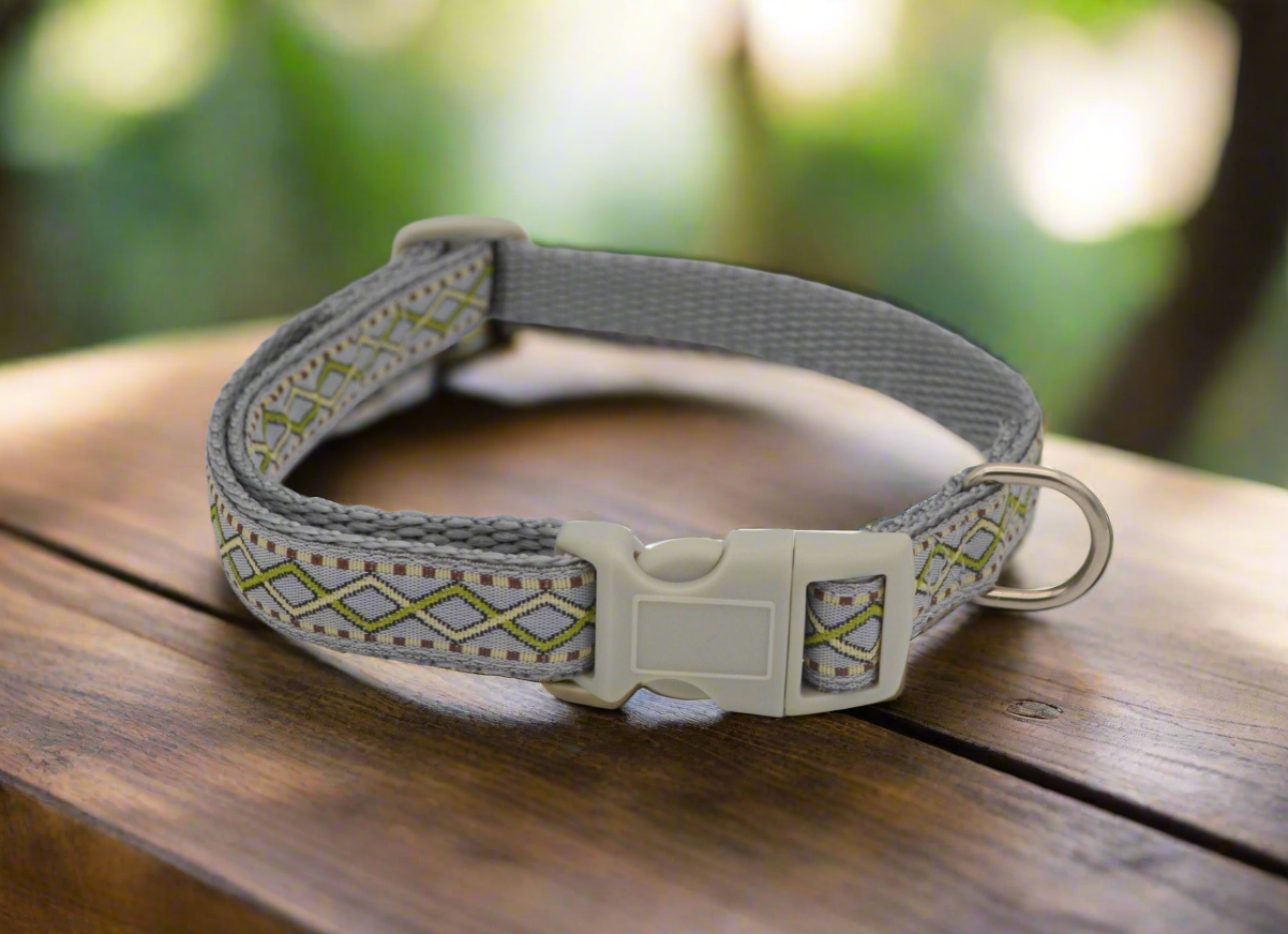 Grey/Green Tribal Pattern Collar