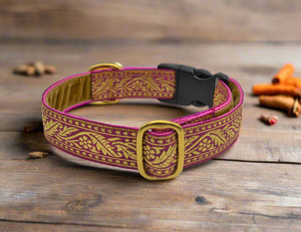 25mm Pink/Gold Brocade Pattern Collar & Lead Set (Brass)