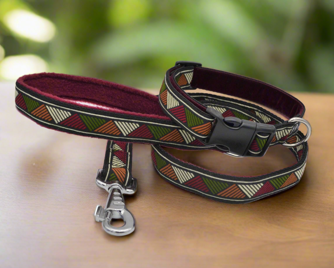 25mm Retro Abstract Triangles Pattern Collar & Lead Set (Wine)