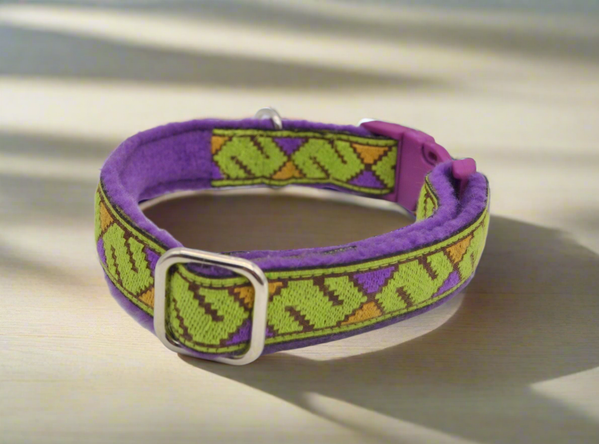 20mm Vintage Geometric Green/Purple Pattern Collar