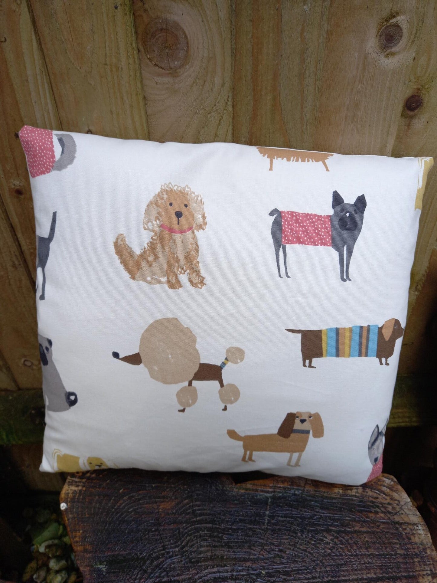 Stylish Dogs Cushion Cover 40x40