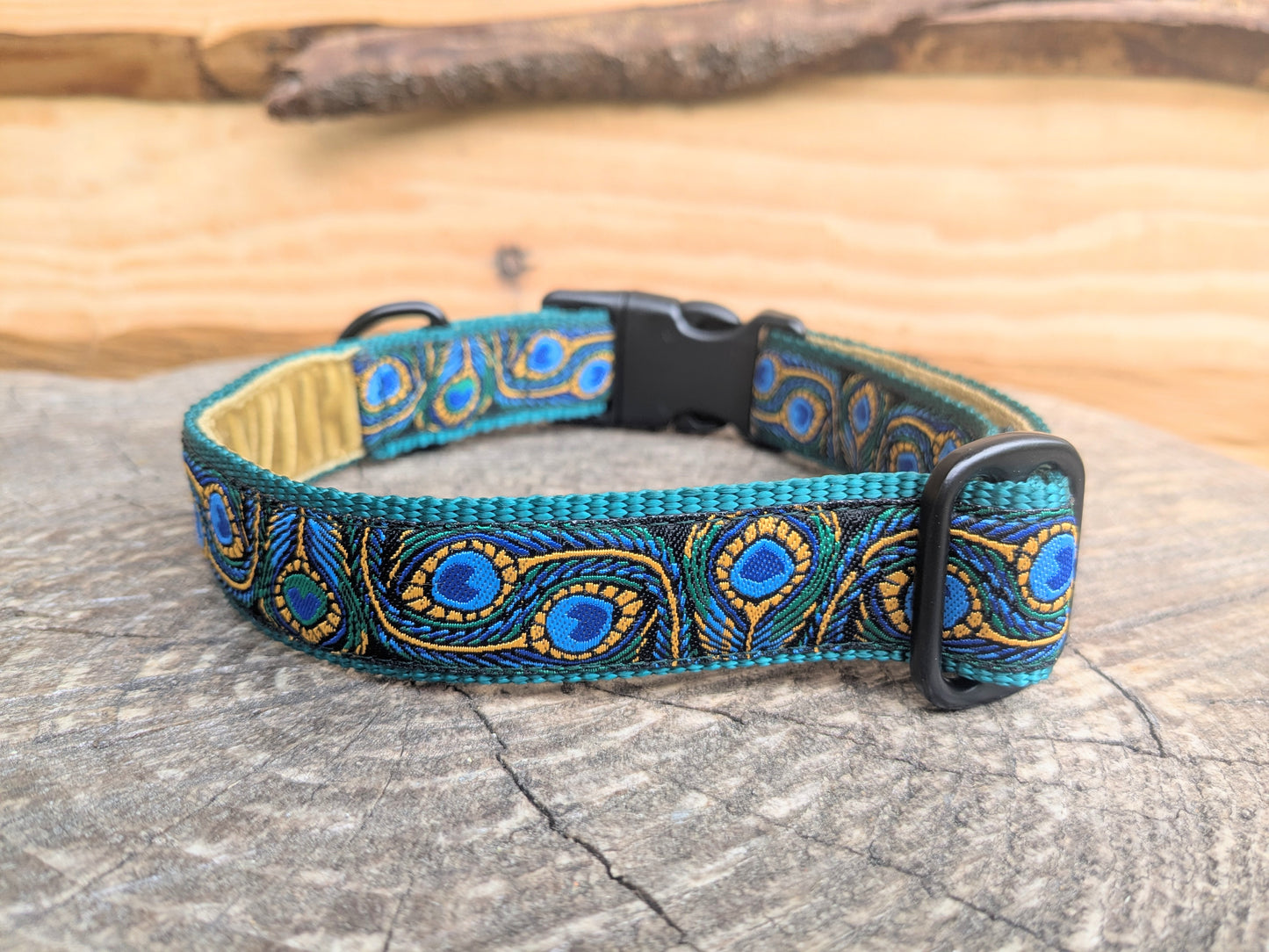 Peacock Feathers Pattern Collar (Green webbing)